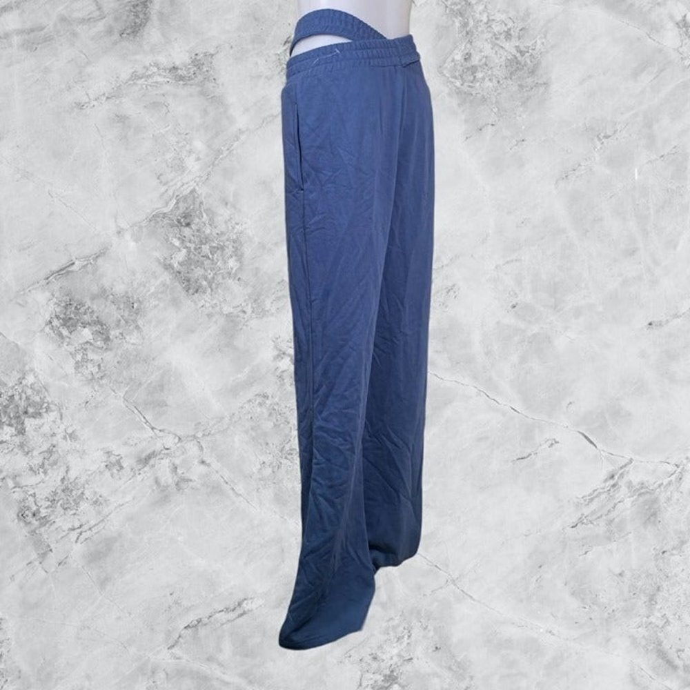 Superdown Elise Jogger Pant - Navy - Picture 3 of 10